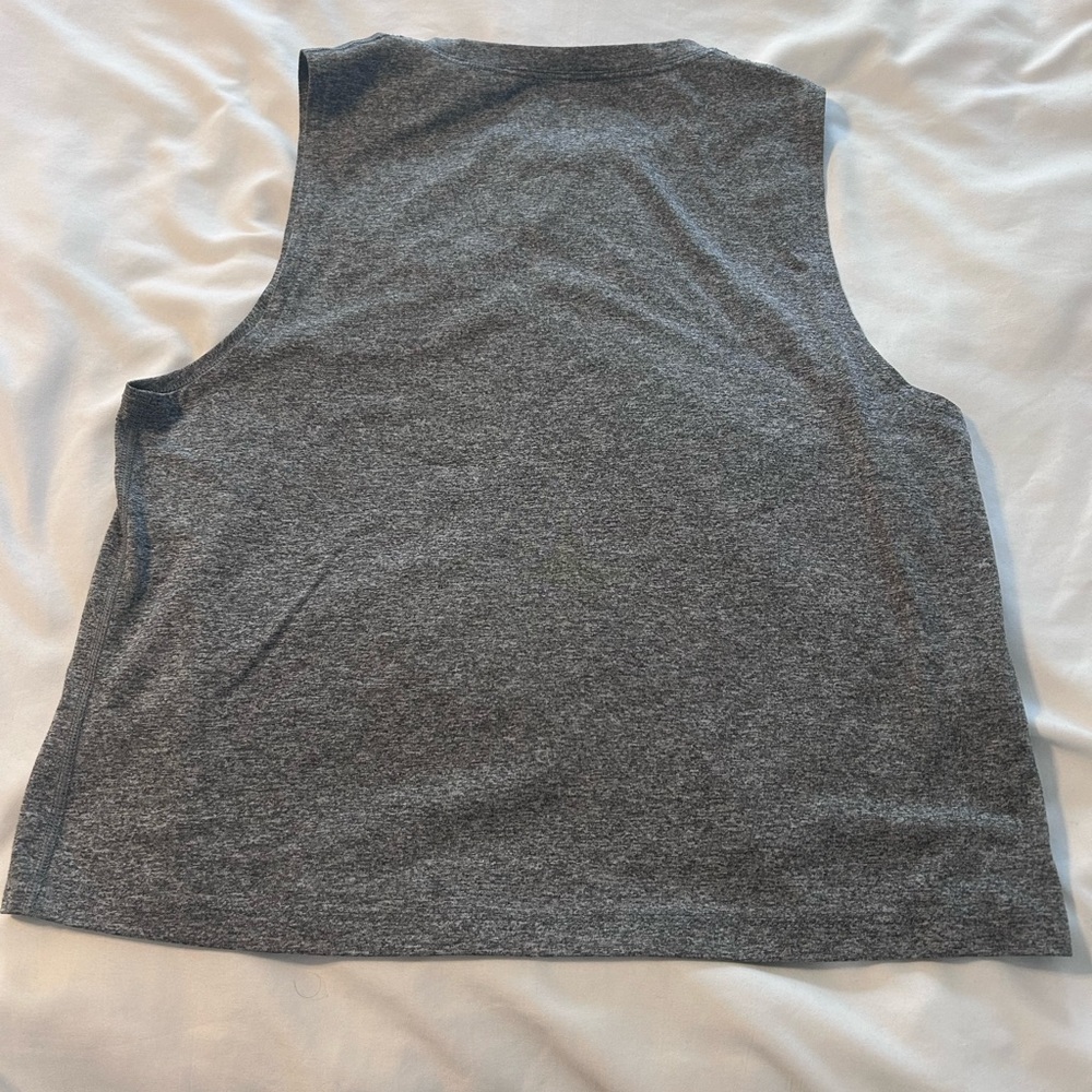 Eddie Bauer crop tank size small